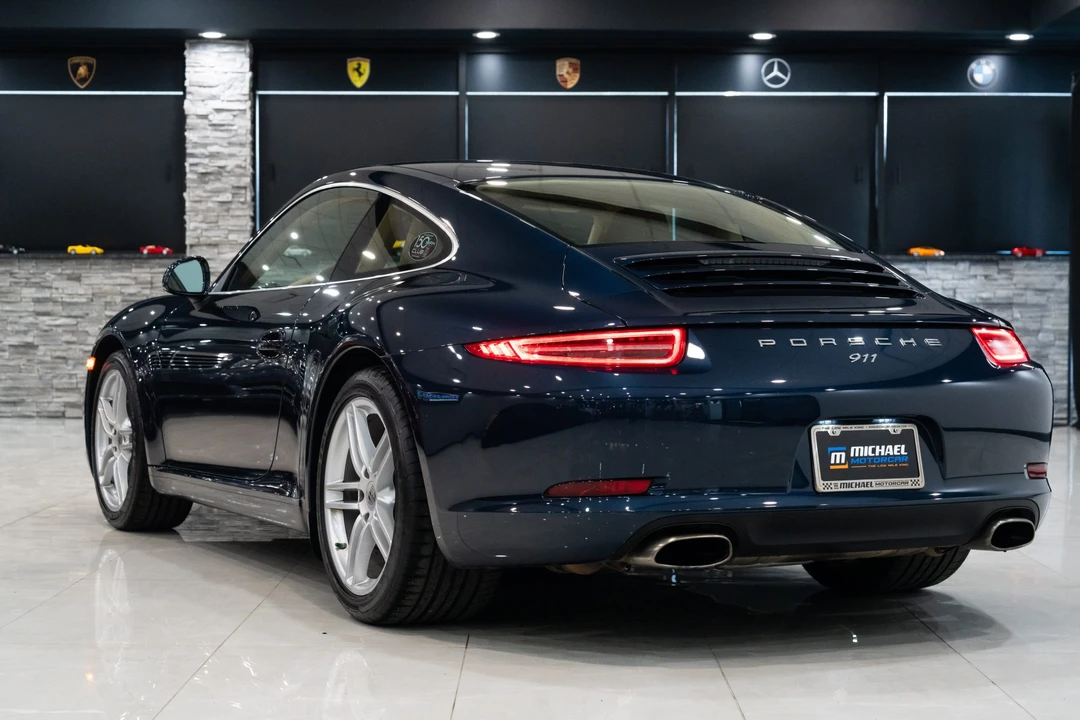 2013 Porsche 991 Carrera - Image 30 of 31