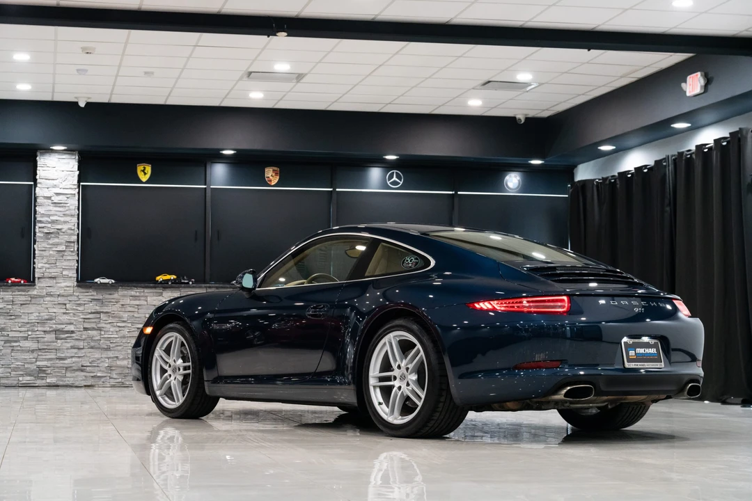 2013 Porsche 991 Carrera - Image 28 of 31