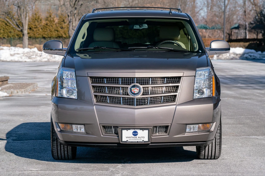 2014 Cadillac Escalade & EXT 3rd Gen - Image 19 of 31