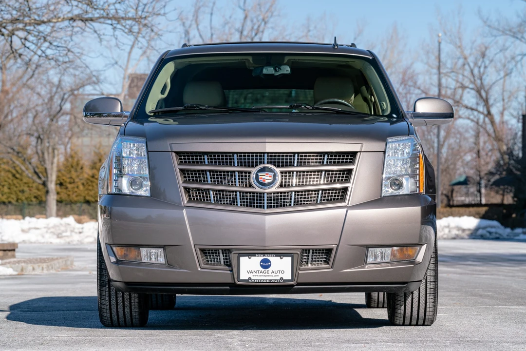 2014 Cadillac Escalade & EXT 3rd Gen - Image 18 of 31
