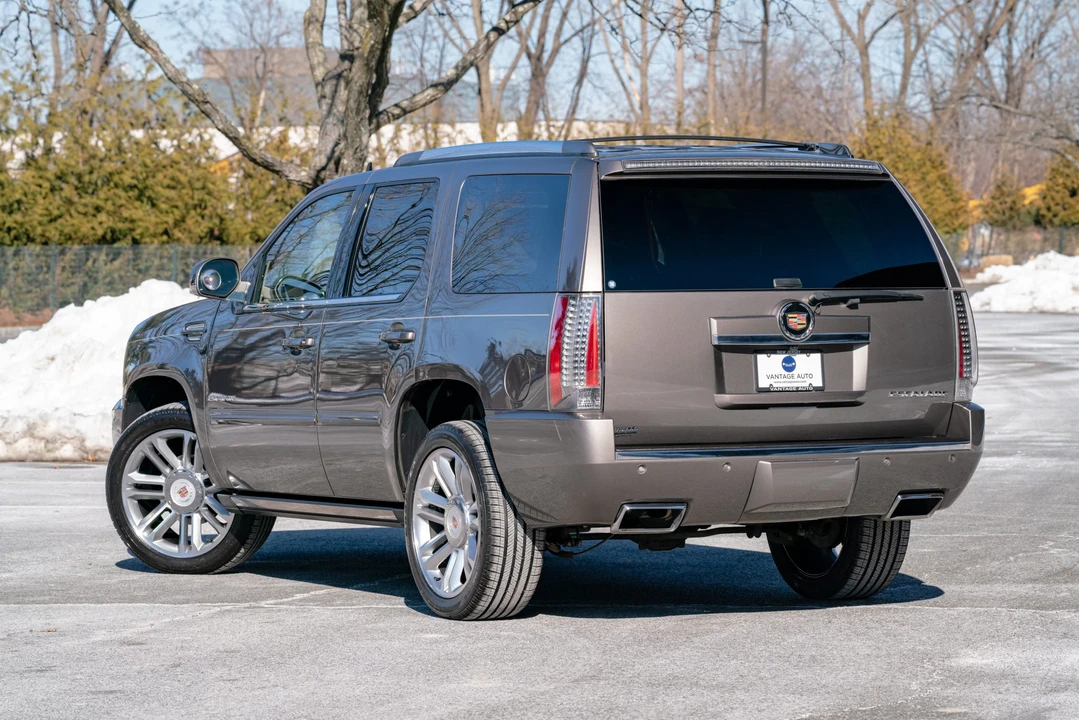 2014 Cadillac Escalade & EXT 3rd Gen - Image 7 of 31