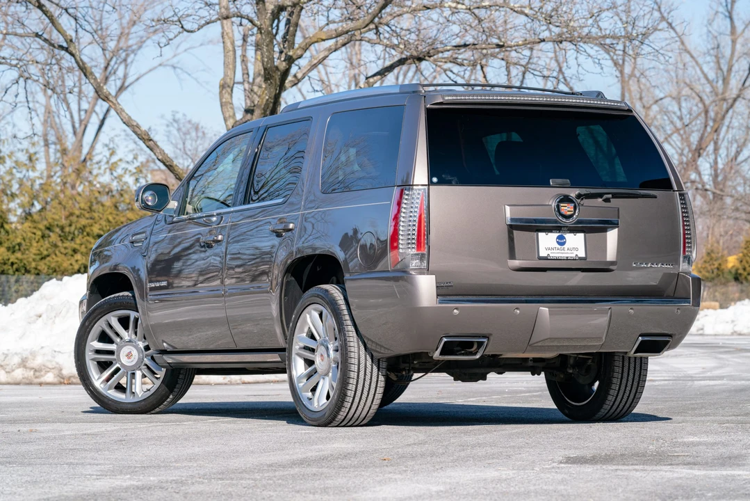 2014 Cadillac Escalade & EXT 3rd Gen - Image 8 of 31