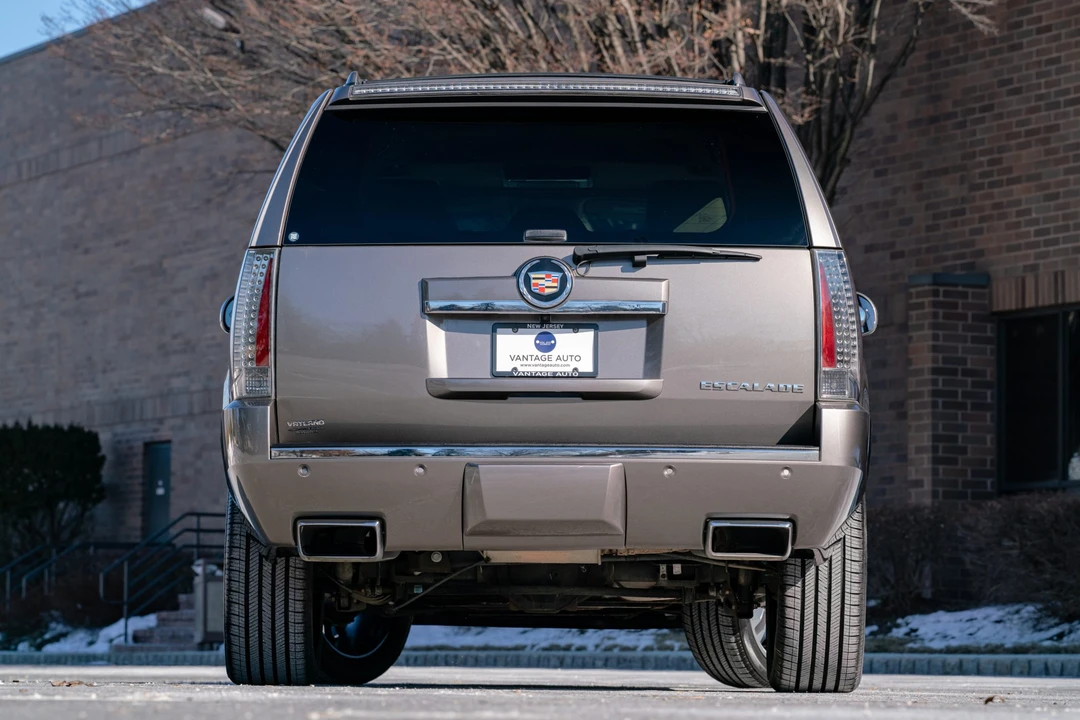 2014 Cadillac Escalade & EXT 3rd Gen - Image 10 of 31