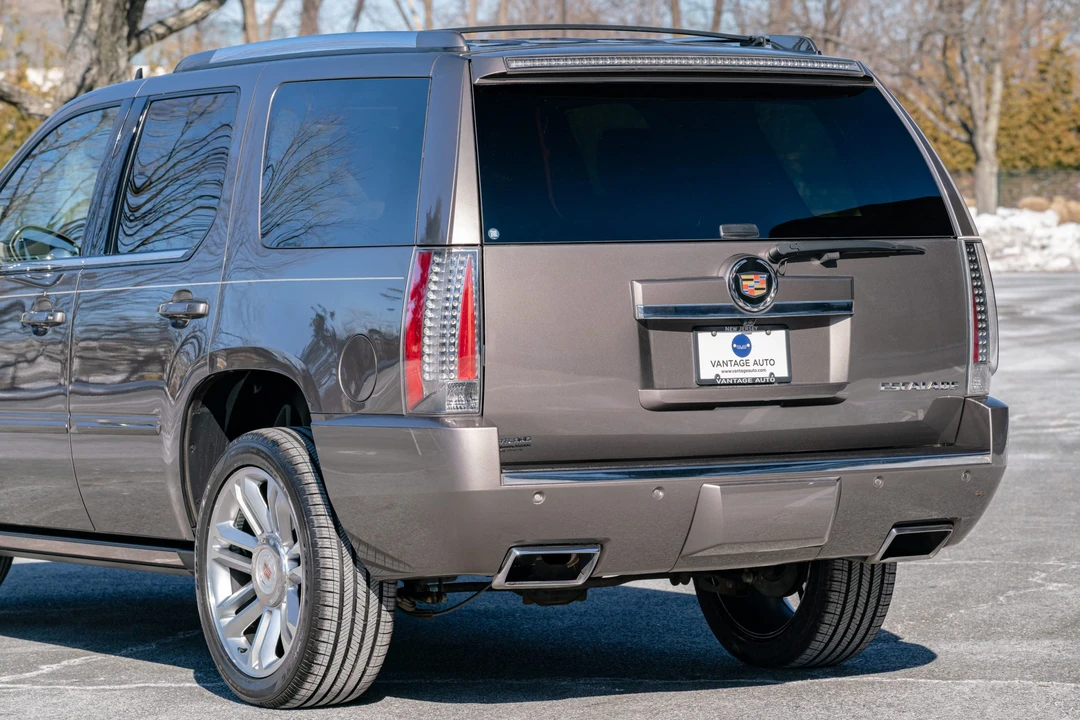 2014 Cadillac Escalade & EXT 3rd Gen - Image 23 of 31