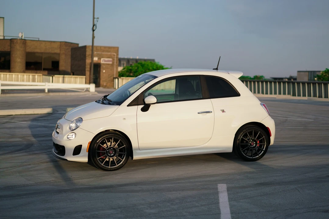 2014 Fiat Abarth 500 - Image 28 of 31