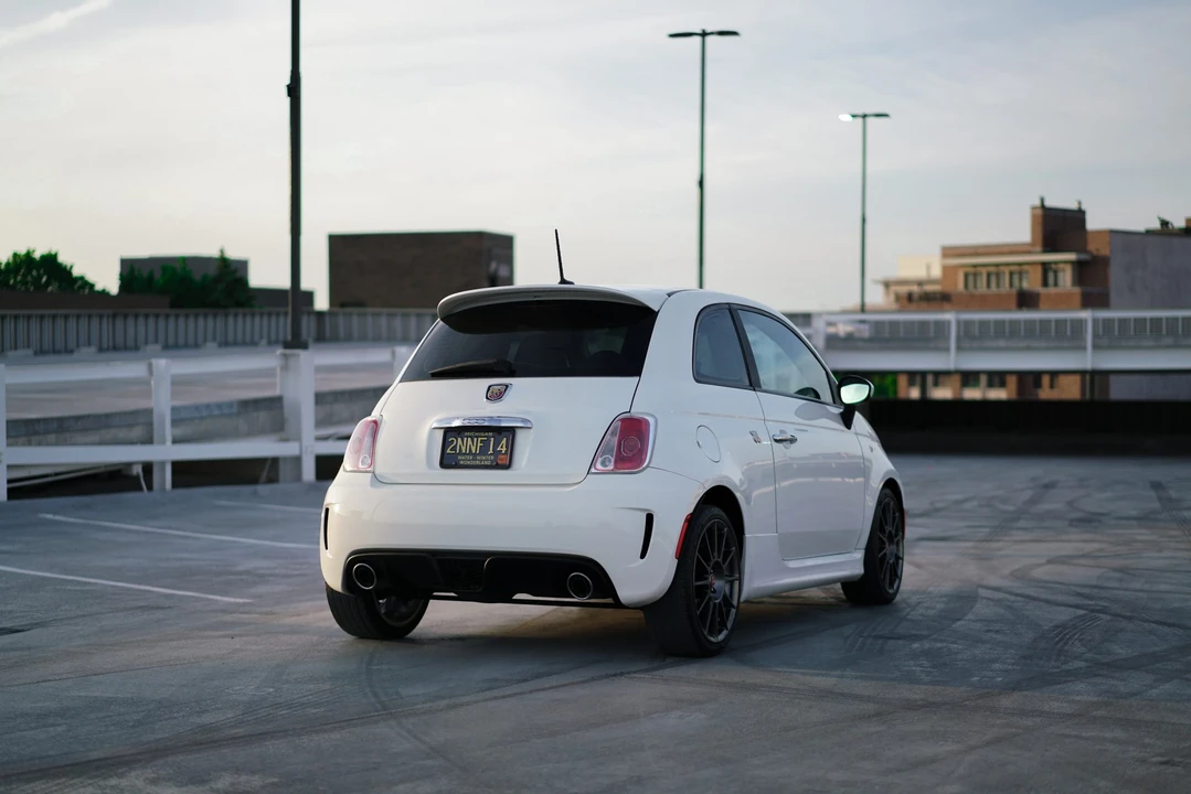 2014 Fiat Abarth 500 - Image 22 of 31