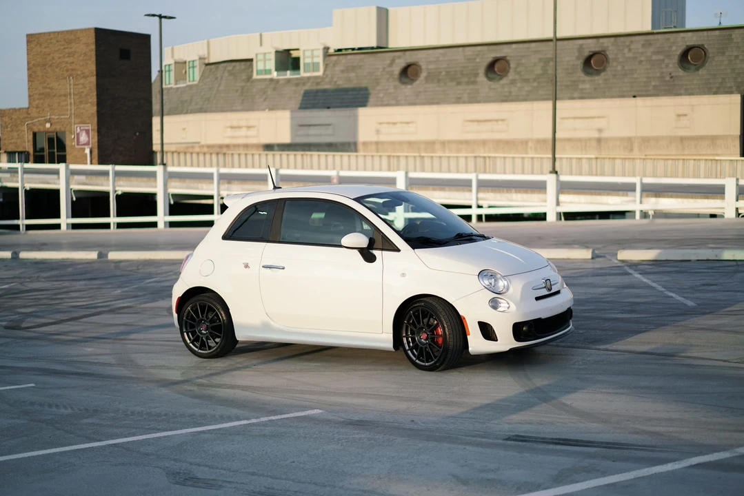 2014 Fiat Abarth 500 - Image 12 of 31