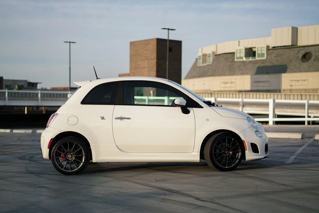 2014 Fiat Abarth 500 - Image 14 of 31