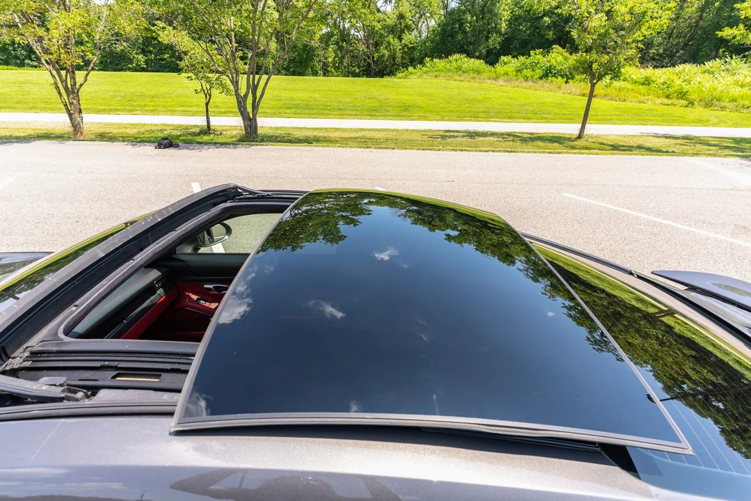 2014 Porsche 991 Turbo - Image 27 of 31