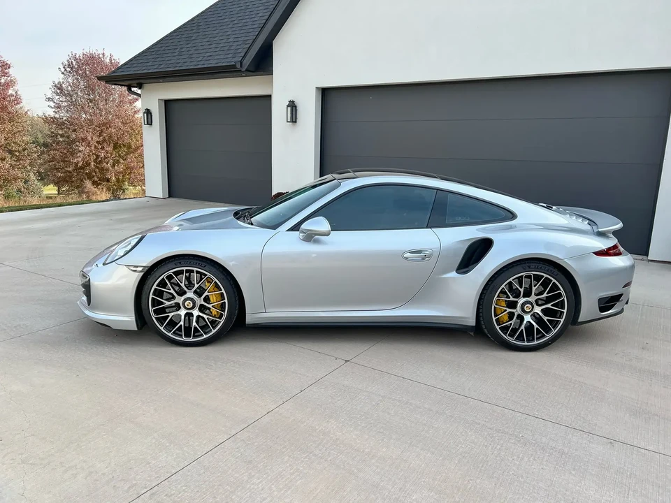 2014 Porsche 991 Turbo S - Image 6 of 6