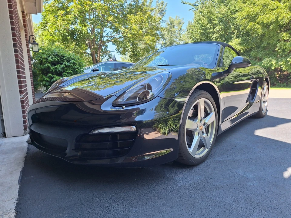 2014 Porsche 981 Boxster - Image 2 of 31