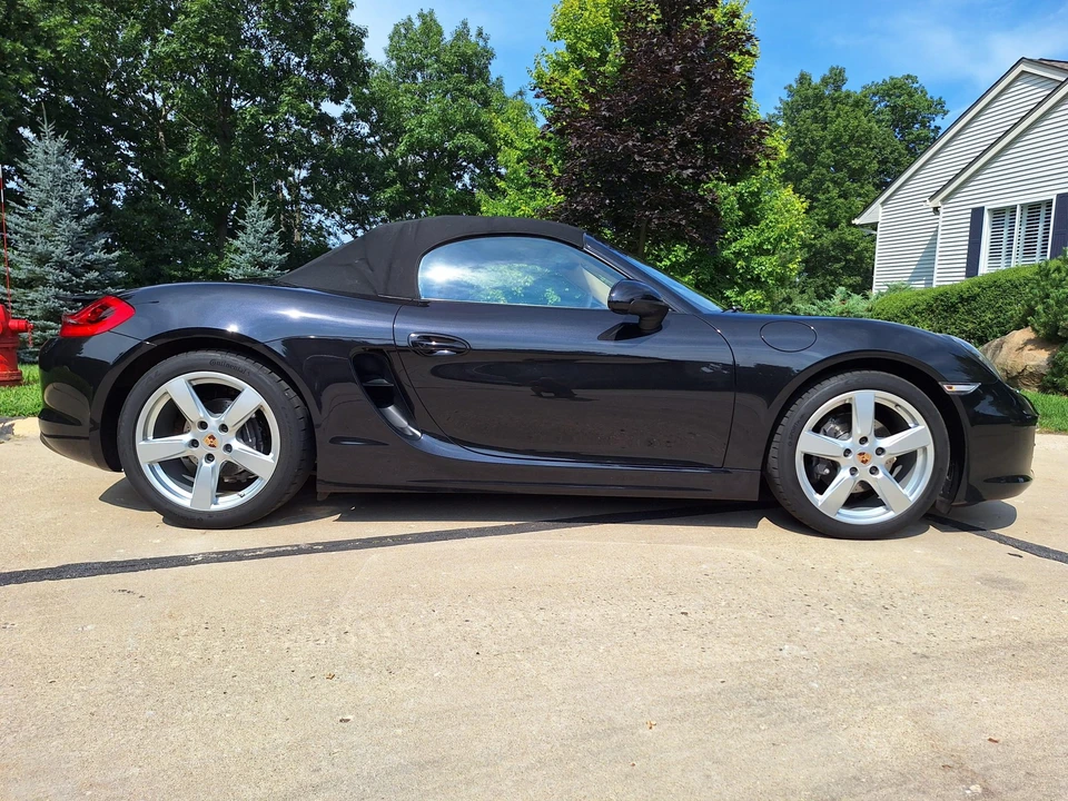 2014 Porsche 981 Boxster - Image 10 of 31