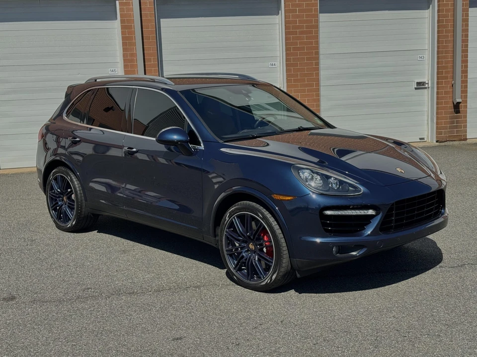 2014 Porsche 958 Cayenne Turbo - Image 28 of 31