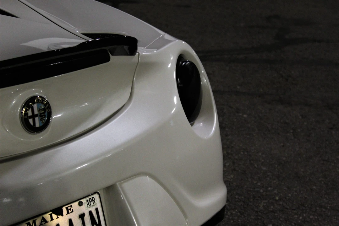 2015 Alfa Romeo 4C Spider - Image 17 of 31