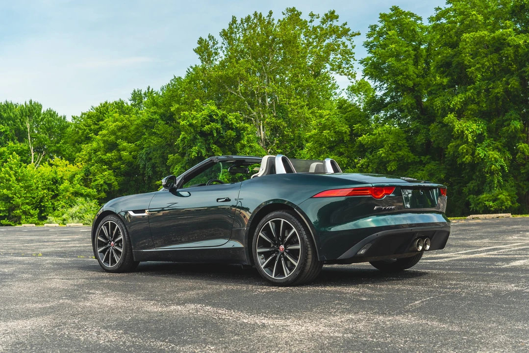 2015 Jaguar F-Type 1st Gen - Image 27 of 31