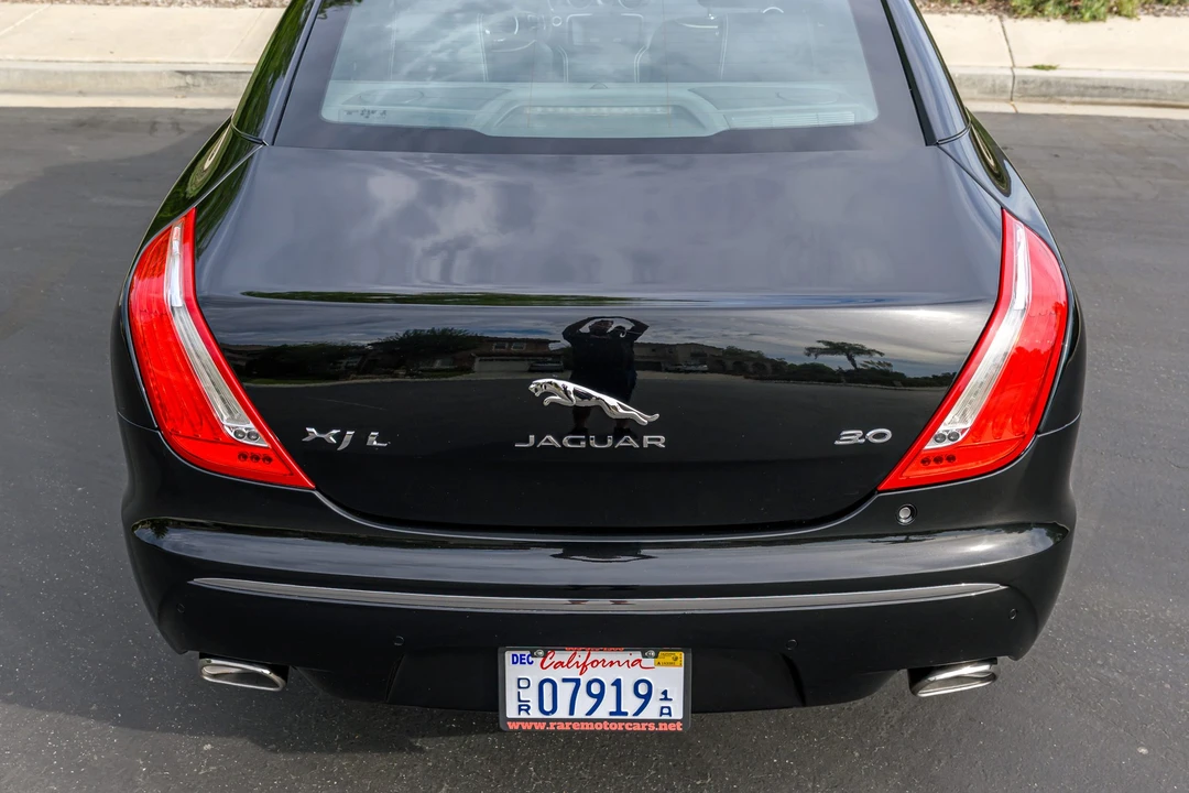 2015 Jaguar X351 XJ - Image 17 of 31