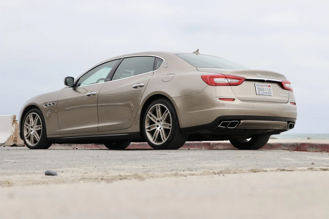 2015 Maserati Quattroporte 6th Gen - Image 12 of 31