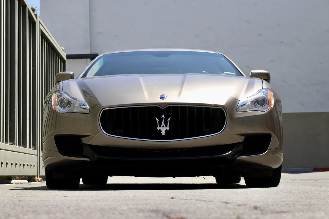 2015 Maserati Quattroporte 6th Gen - Image 16 of 31