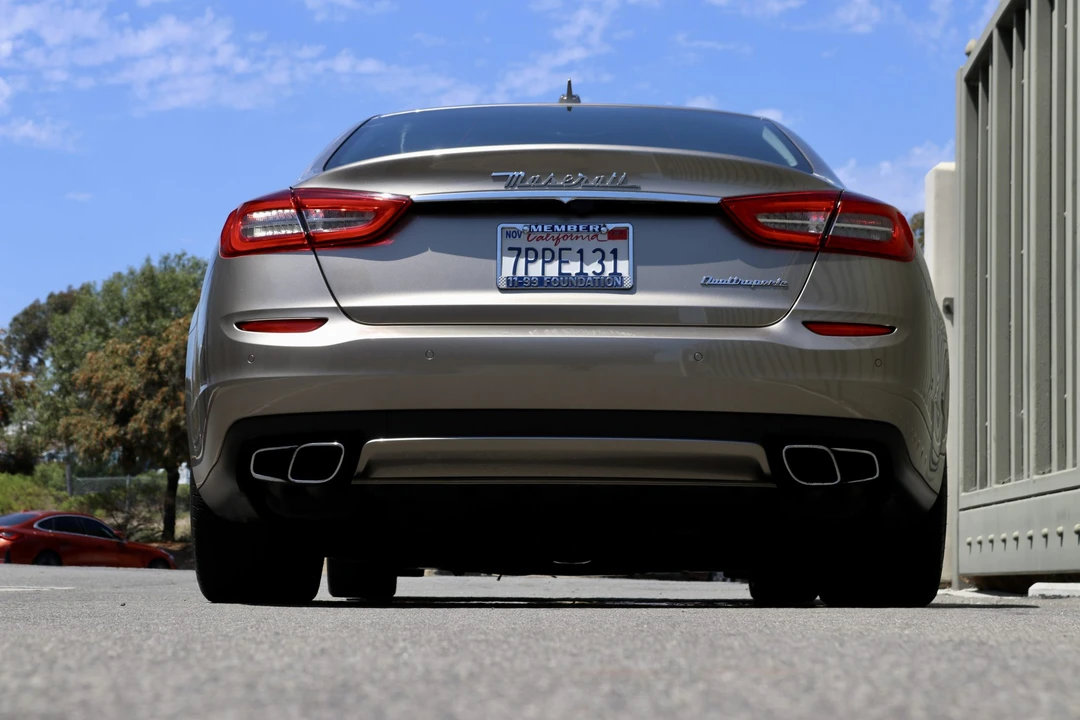 2015 Maserati Quattroporte 6th Gen - Image 21 of 31