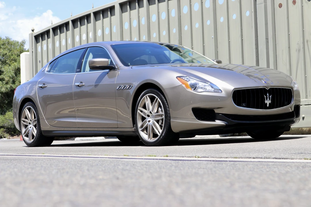 2015 Maserati Quattroporte 6th Gen - Image 18 of 31