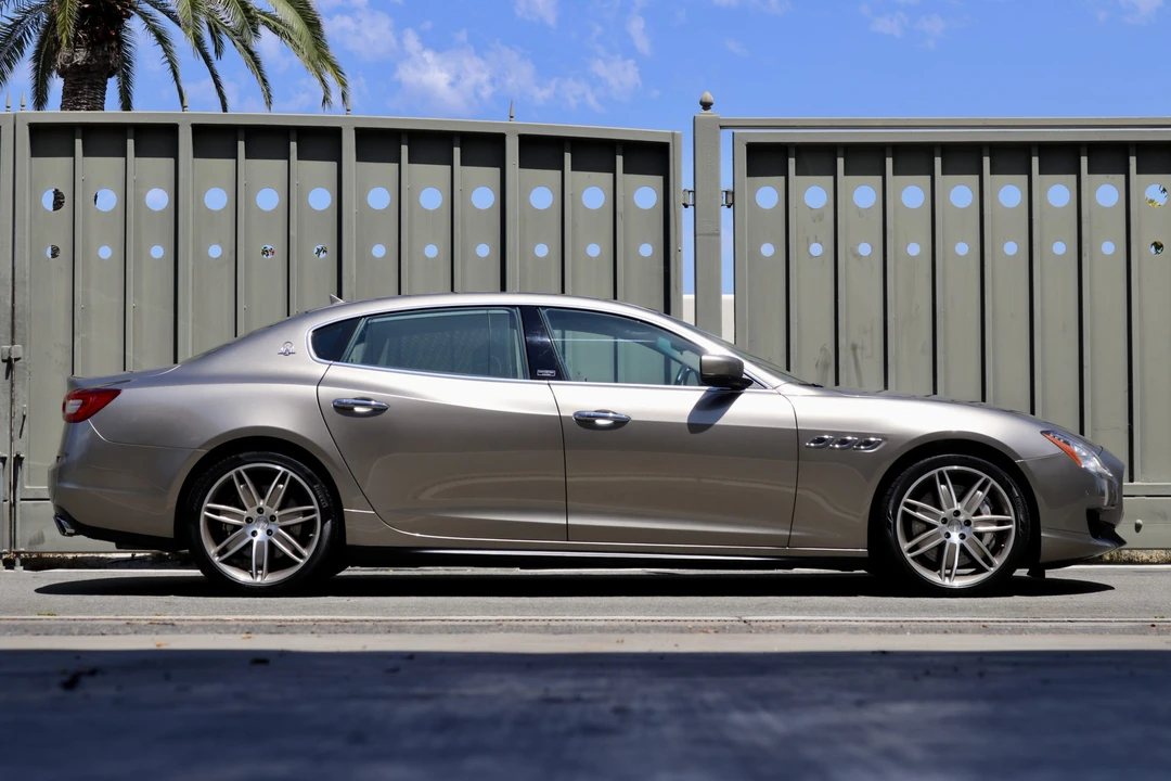 2015 Maserati Quattroporte 6th Gen - Image 19 of 31