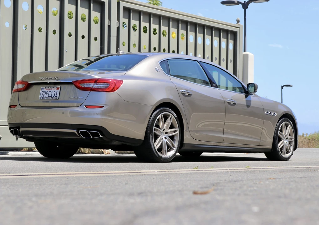 2015 Maserati Quattroporte 6th Gen - Image 20 of 31