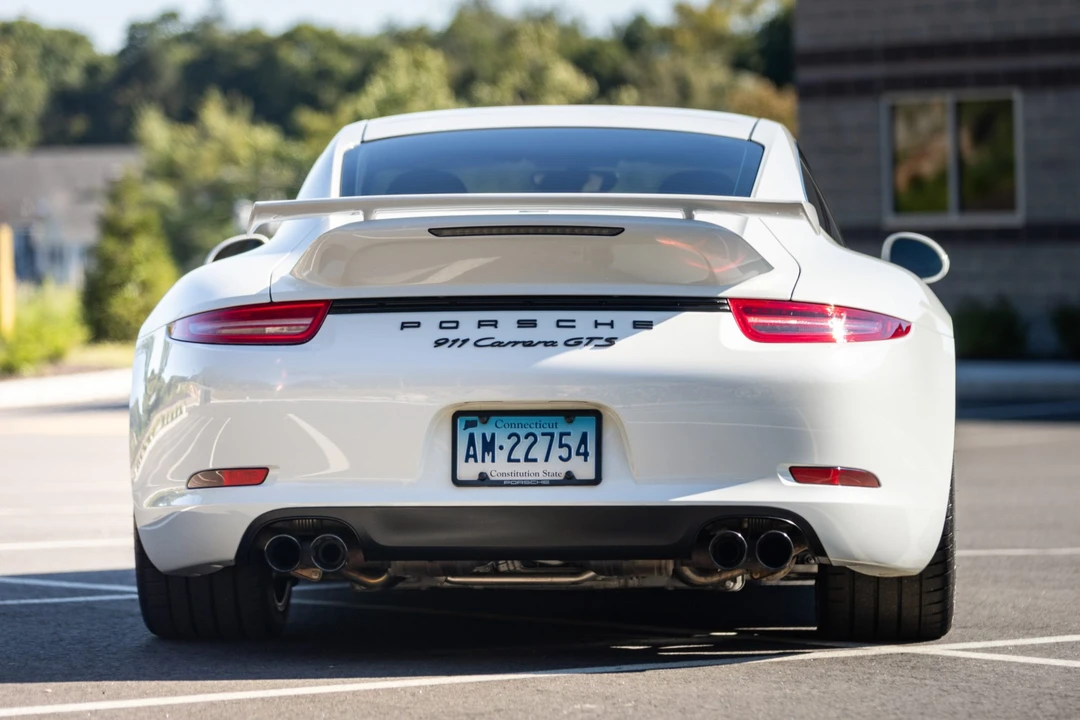 2015 Porsche 991 Carrera GTS - Image 10 of 31