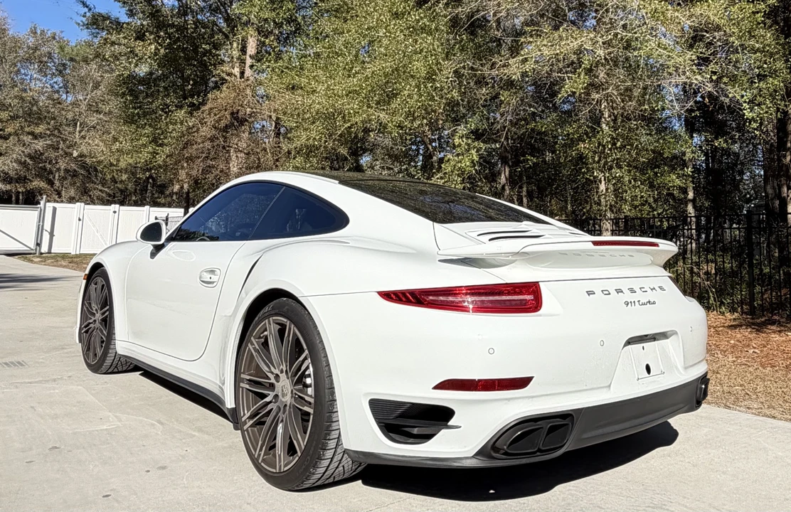 2015 Porsche 991 Turbo - Image 8 of 31