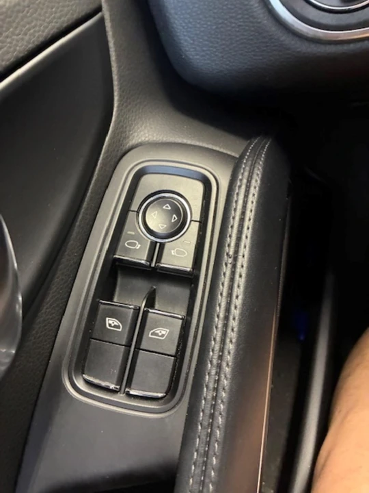 2015 Porsche 981 Boxster - Image 30 of 31