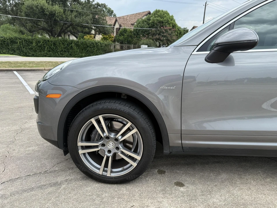 2015 Porsche 958 Cayenne Diesel - Image 24 of 31