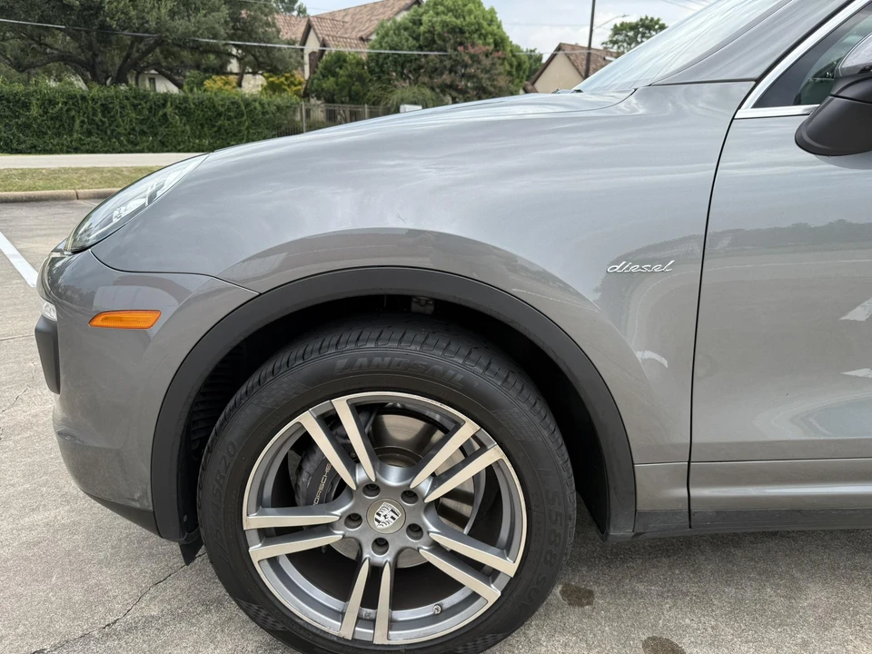 2015 Porsche 958 Cayenne Diesel - Image 25 of 31