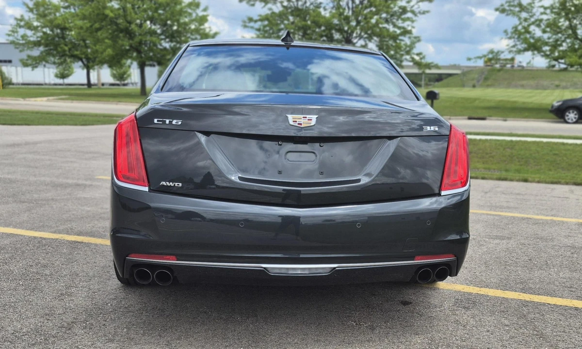 2016 Cadillac CT6 - Image 7 of 31