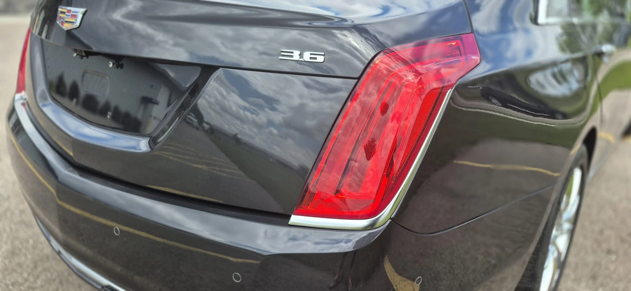 2016 Cadillac CT6 - Image 18 of 31
