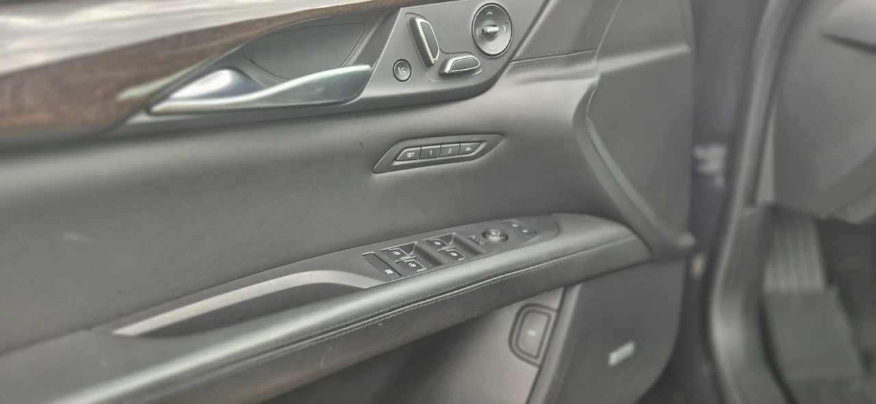 2016 Cadillac CT6 - Image 29 of 31