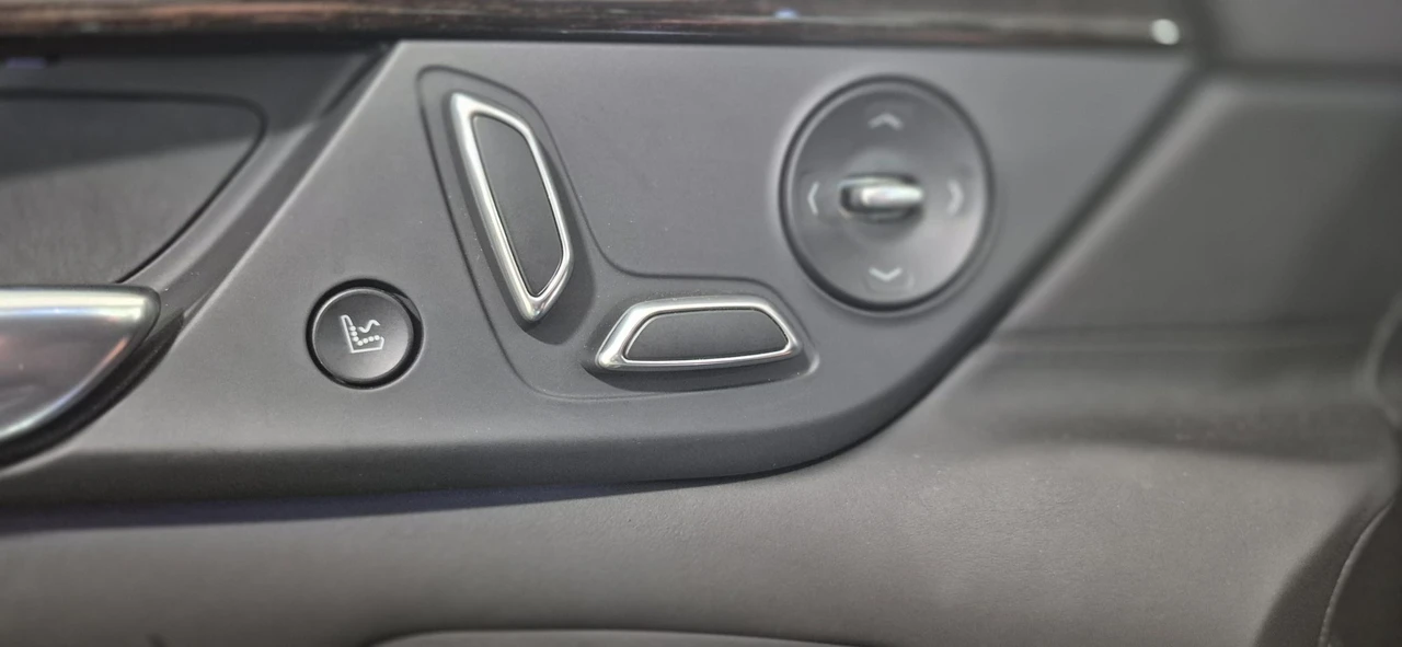 2016 Cadillac CT6 - Image 30 of 31
