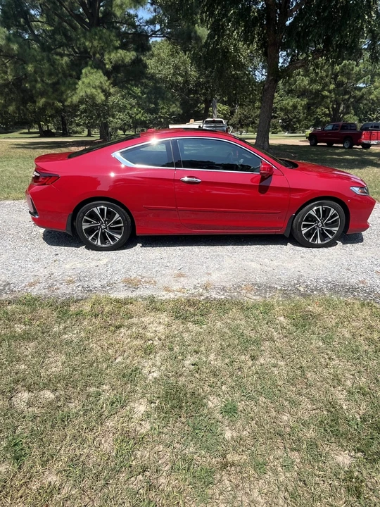 2016 Honda Accord 9th Gen - Image 5 of 31