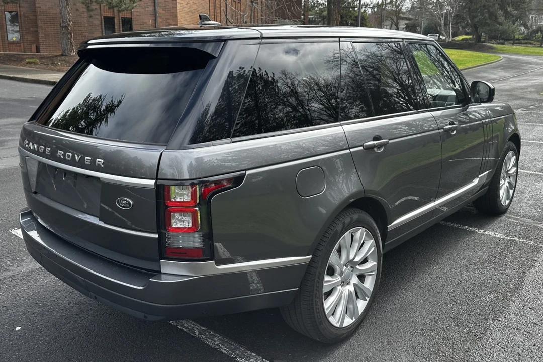2016 Land Rover Range Rover L405 - Image 2 of 8