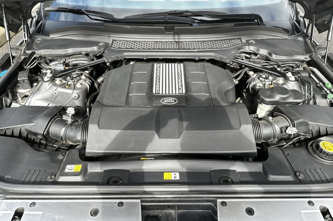 2016 Land Rover Range Rover L405 - Image 6 of 8