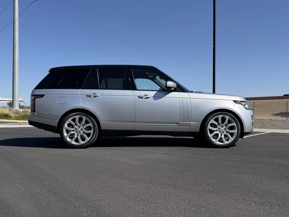 2016 Land Rover Range Rover L405 - Image 10 of 31