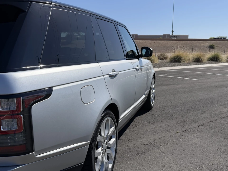 2016 Land Rover Range Rover L405 - Image 25 of 31