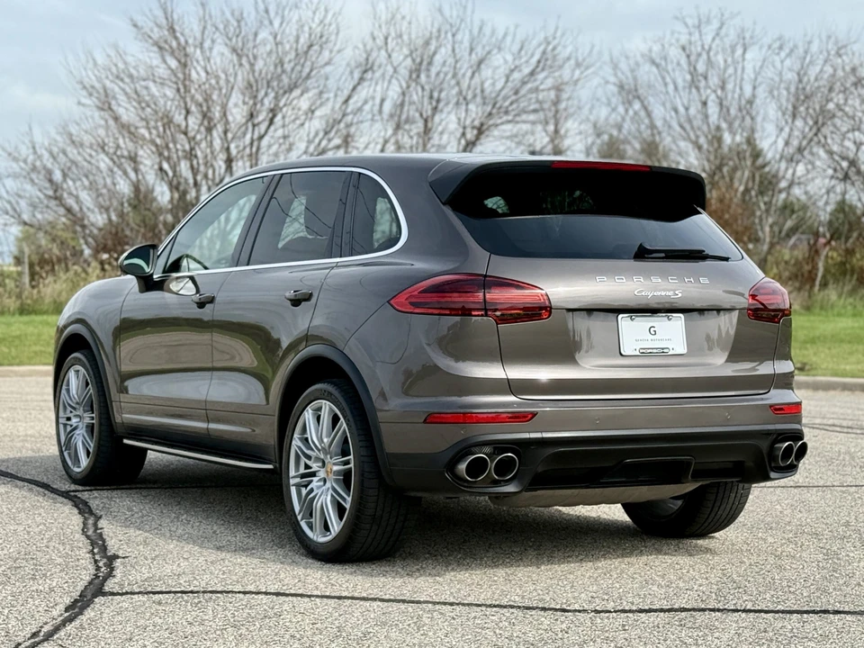 2016 Porsche 958 Cayenne S - Image 11 of 31