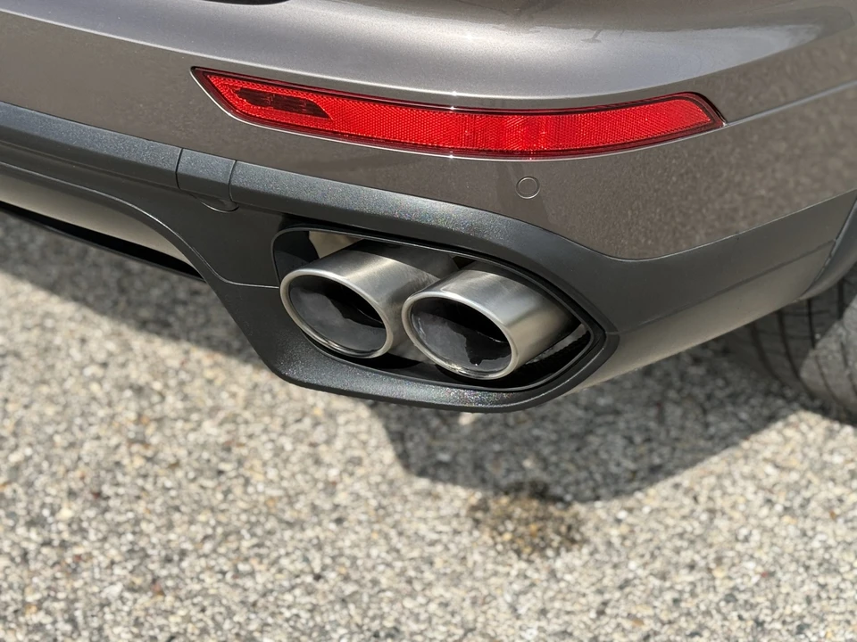 2016 Porsche 958 Cayenne S - Image 26 of 31