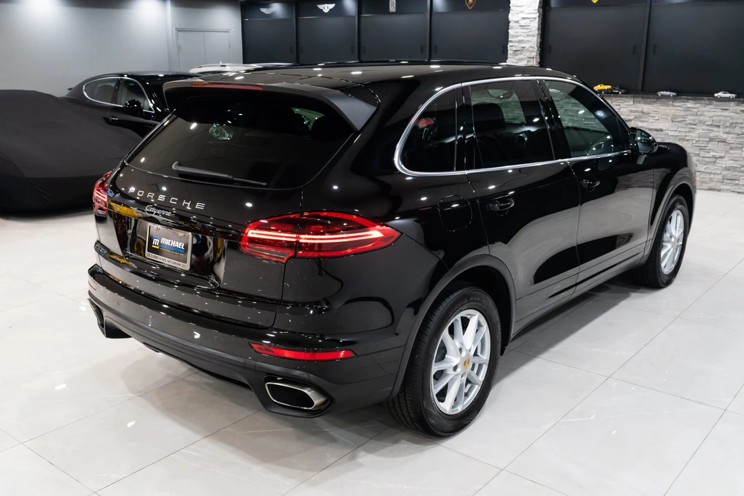 2016 Porsche 958 Cayenne - Image 28 of 31