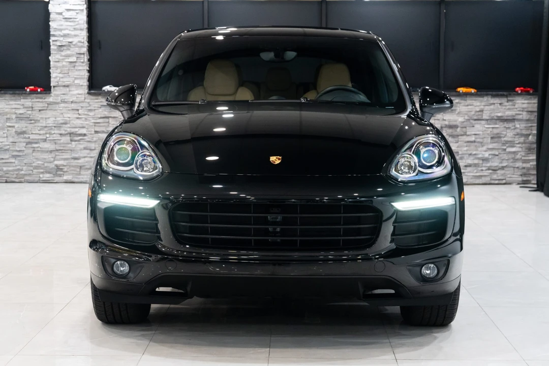 2016 Porsche 958 Cayenne - Image 13 of 31