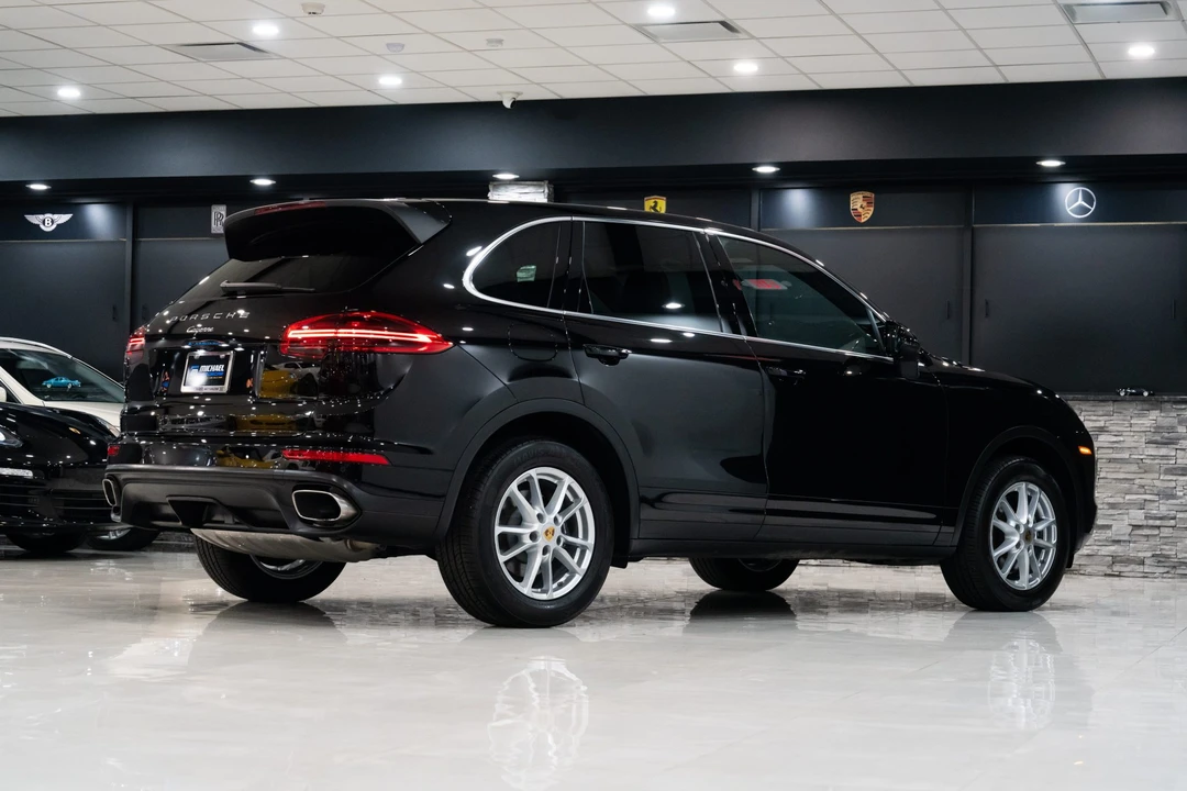 2016 Porsche 958 Cayenne - Image 26 of 31