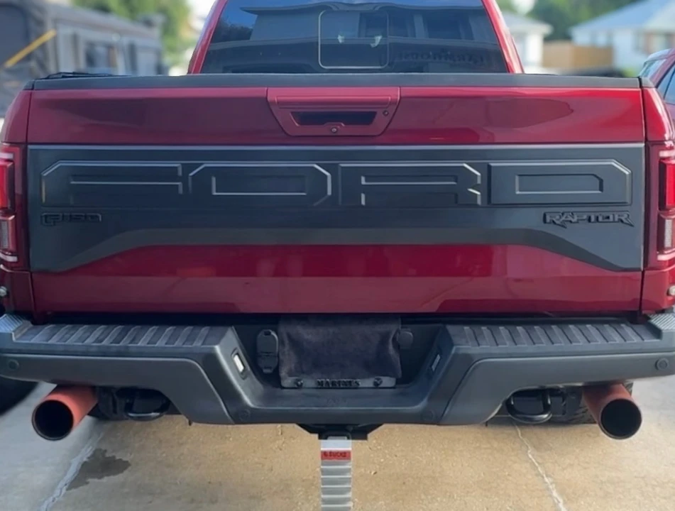 2017 Ford F-150 Raptor 13th Gen - Image 27 of 31