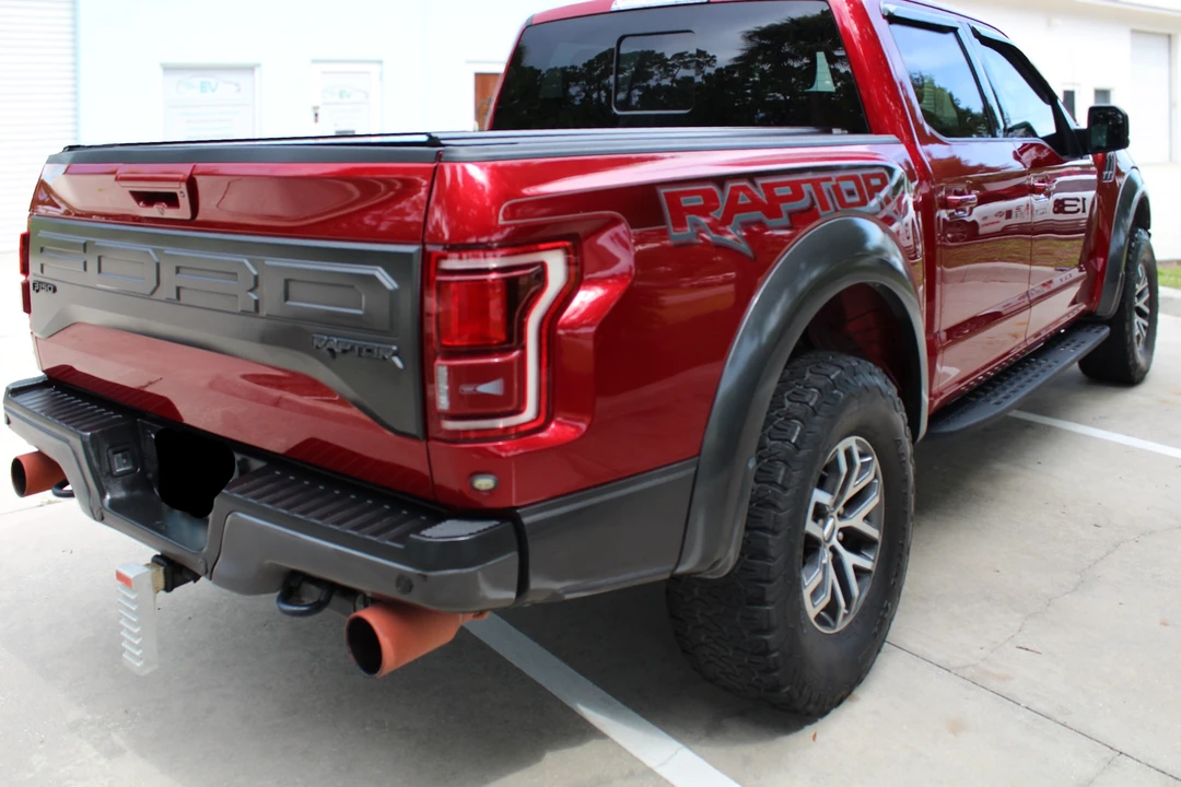 2017 Ford F-150 Raptor 13th Gen - Image 18 of 31