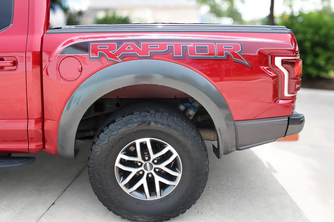 2017 Ford F-150 Raptor 13th Gen - Image 22 of 31