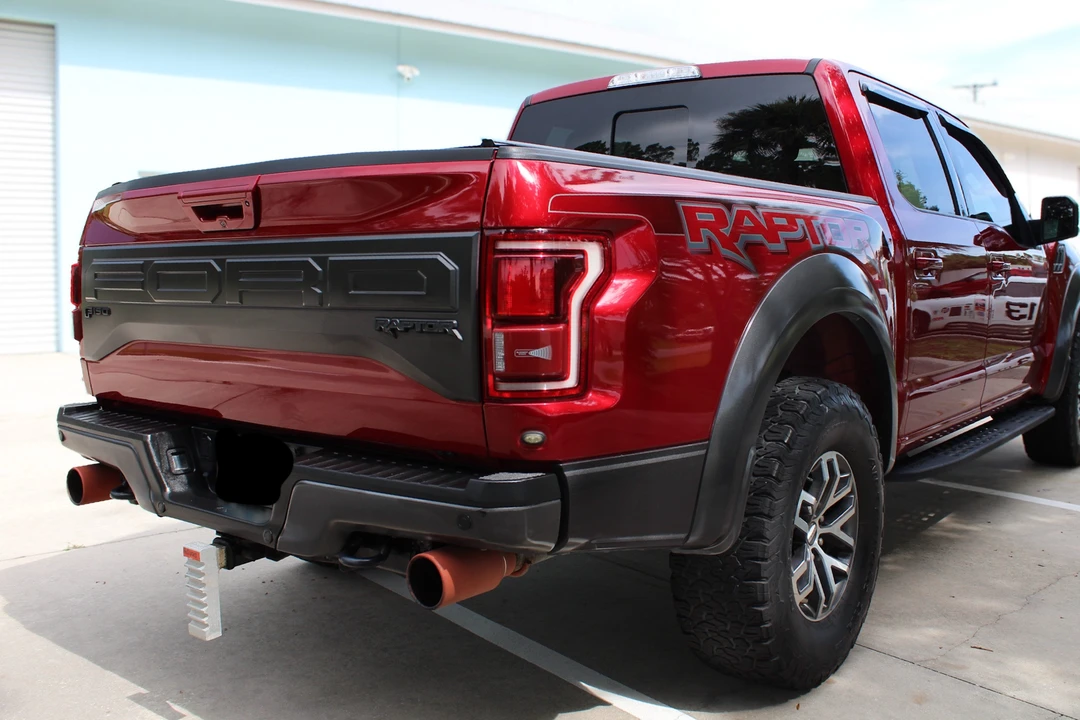 2017 Ford F-150 Raptor 13th Gen - Image 17 of 31