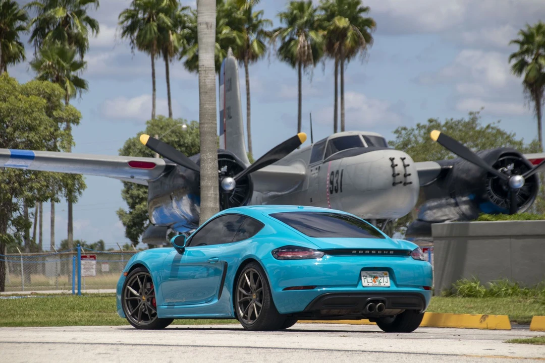 2017 Porsche 718 Cayman S - Image 3 of 31